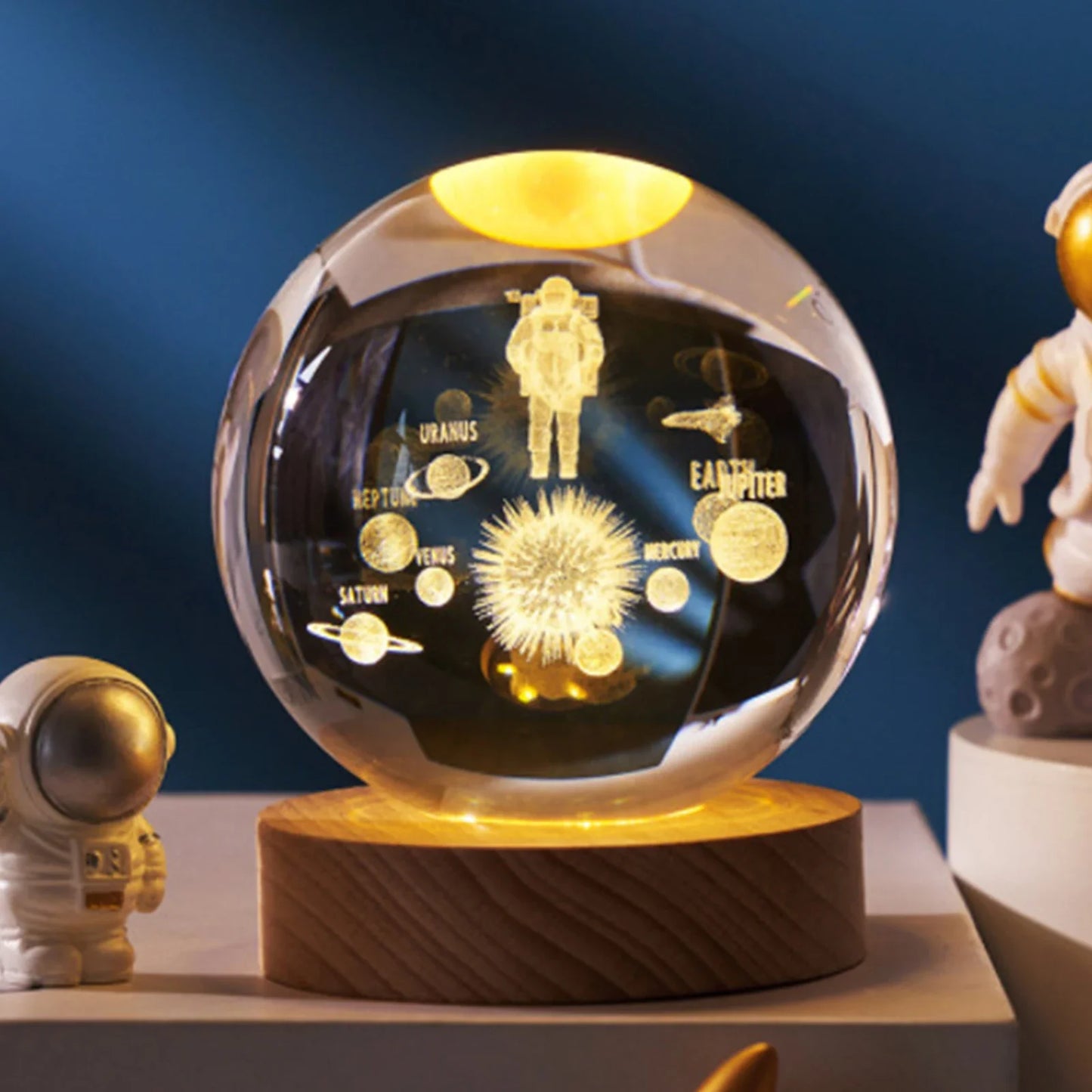 Kristallkugel Nachttischlampe - Leuchtender Planet, Galaxie, Mond, Astronaut Tischlampe für Kinder Geschenke