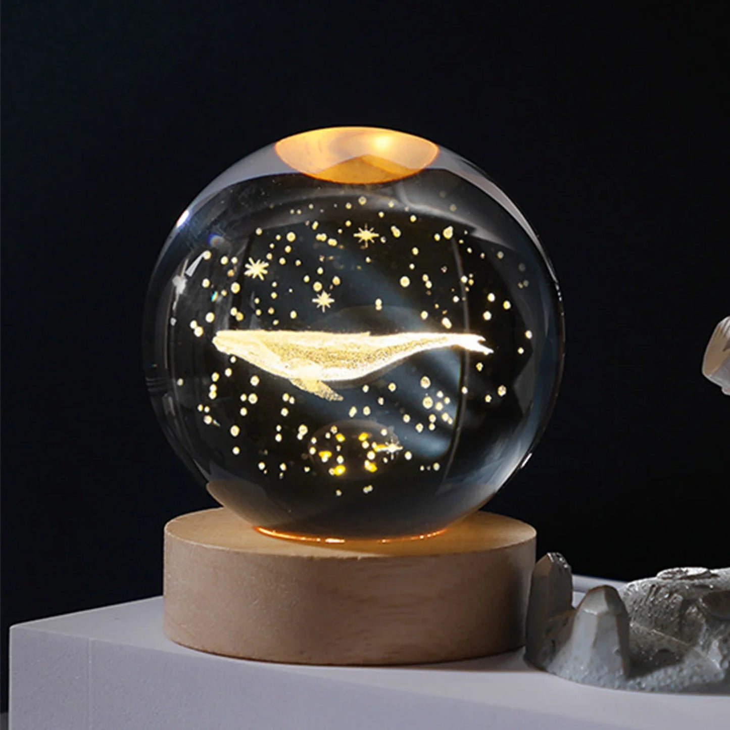 Kristallkugel Nachttischlampe - Leuchtender Planet, Galaxie, Mond, Astronaut Tischlampe für Kinder Geschenke