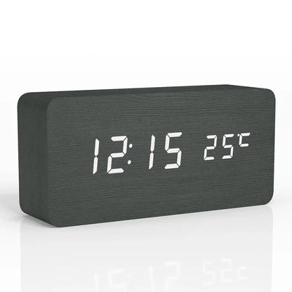 Sandsberg Digitaler Wecker aus Holz | LED-Anzeige | Modernes Design | Lautlos | Umweltfreundlich