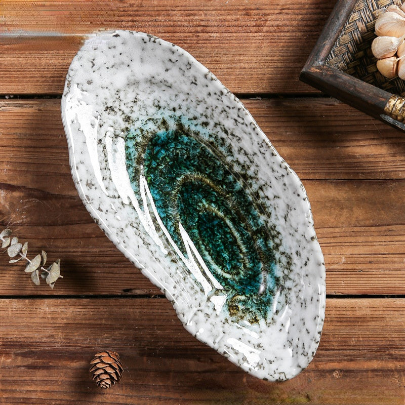 Muschelförmige Keramik