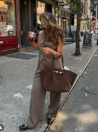 Sandsberg | Hedwig | Moderne Damen Wildleder Handtasche – Elegant, Vielseitig & Zeitlos