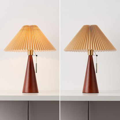 Sandsberg | AntiqueRadiance – Elegante Holz- und Metalltischlampe