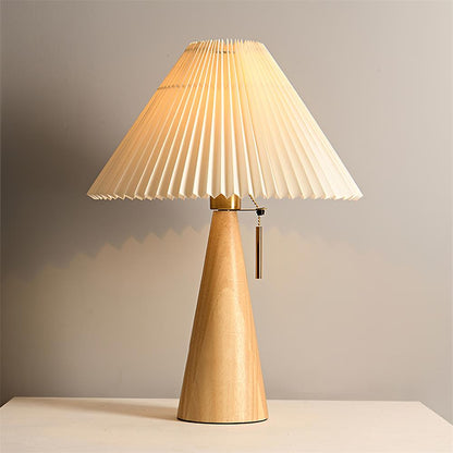 Sandsberg | AntiqueRadiance – Elegante Holz- und Metalltischlampe