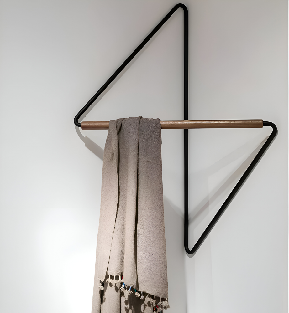 Sandsberg | Triad Kleiderständer – Geometrischer Multi-Zweck Metall Garderobenständer