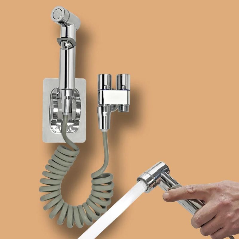 AquaFlow | Toilet Bidet Set | Nachhaltiges Messing und Metall | Ultimativer Komfort und Vielseitigkeit für deine tägliche Routine.