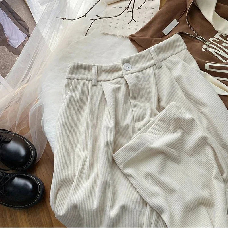 CINDY | Vintage Corduroy Damenhose mit Hoher Taille | Stylische Hose für einen Warmen Herbst