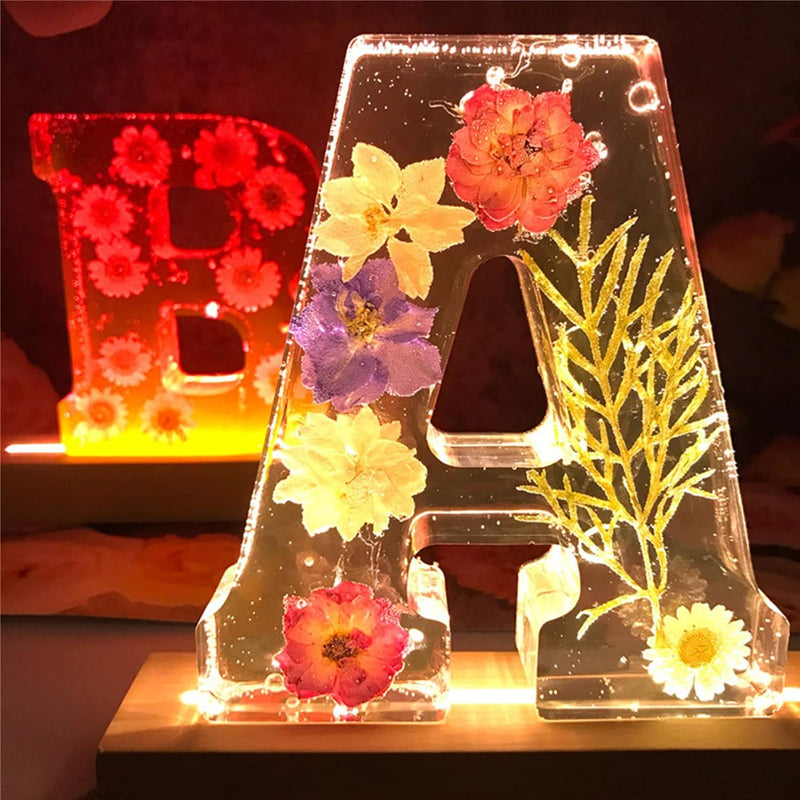 Getrocknete Blumen Buchstaben Nachtlicht