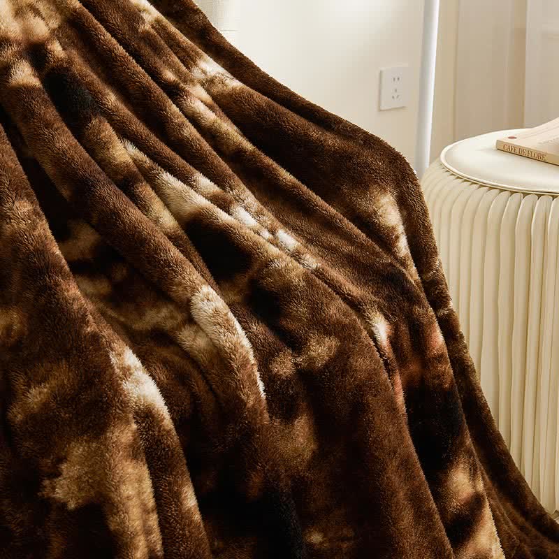 Bunte, warme, flauschige Decke mit Batikmuster