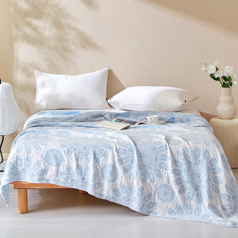 Bequeme Steppdecke aus reiner Baumwolle mit frischem Blumenmuster