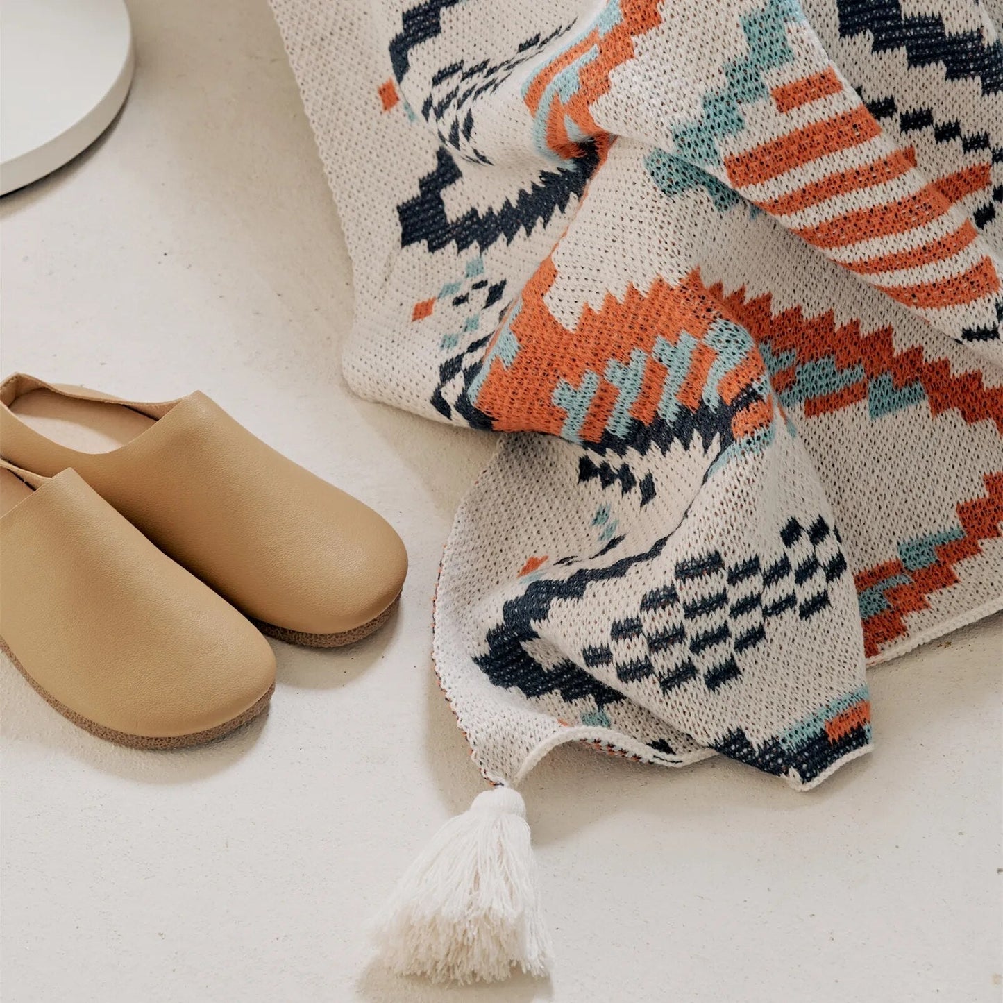 Decke mit geometrischem Design im Boho-Stil