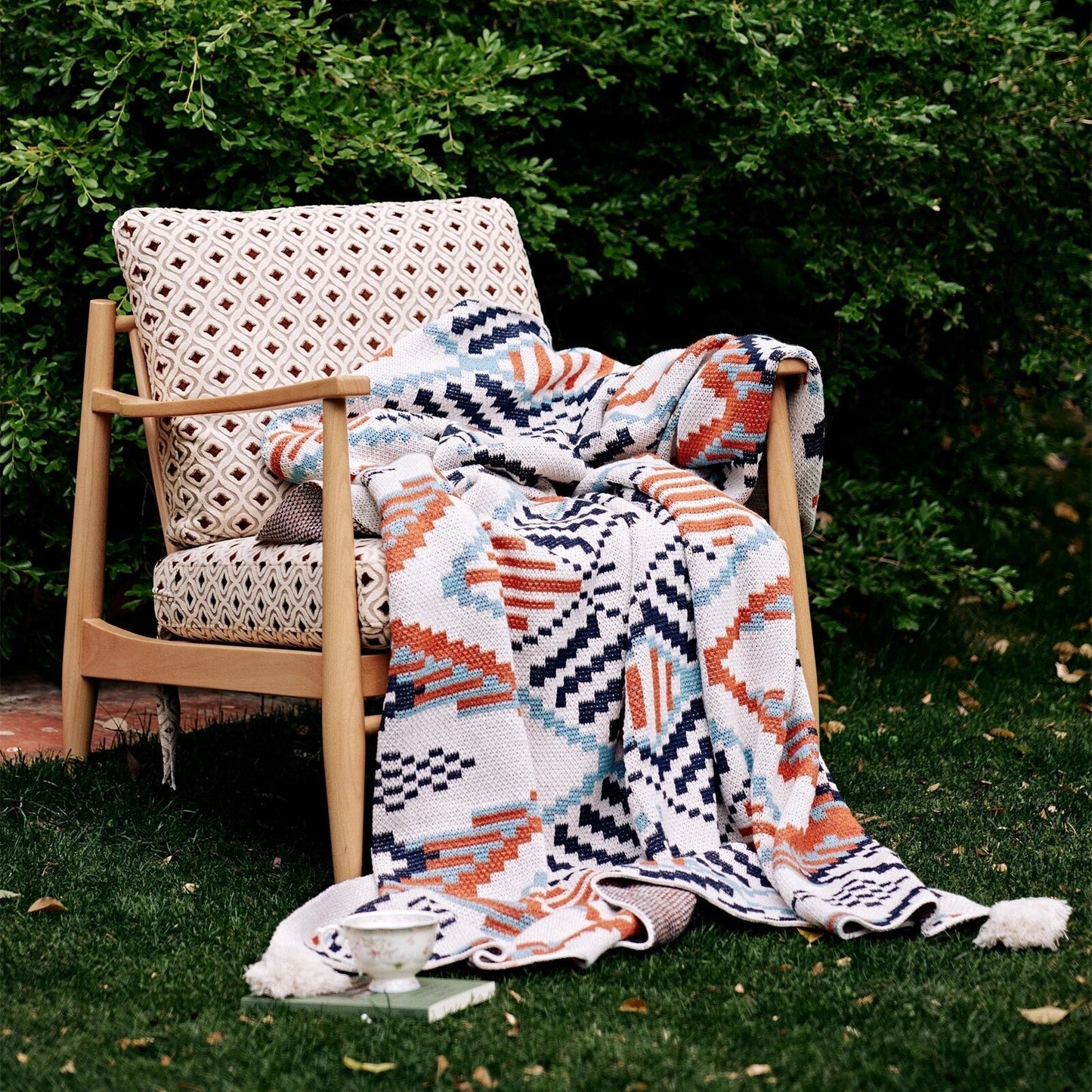 Decke mit geometrischem Design im Boho-Stil