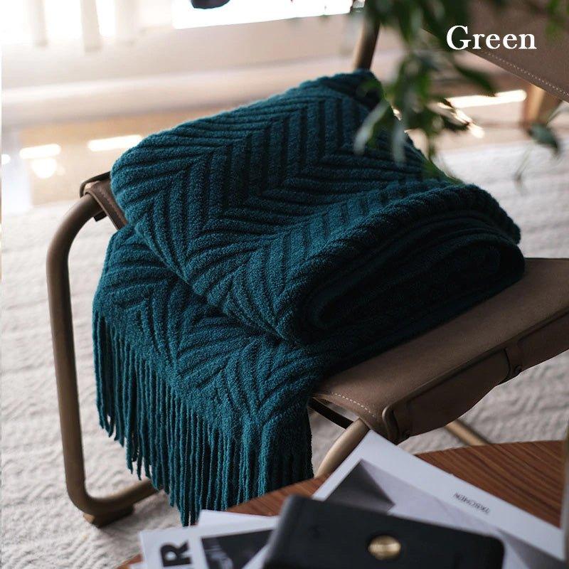 Boon – Gestrickte Überwurfdecken aus Tweed mit Zickzack-Struktur und Quasten