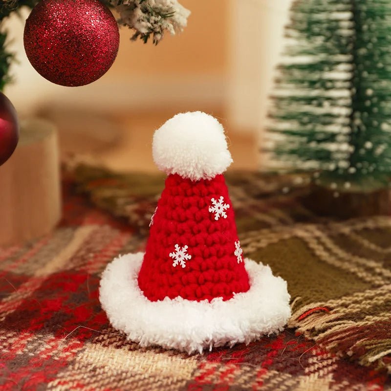 Sandsberg | Weihnachts-Haustier-Schal & Hut – Niedlicher roter Schal für Kätzchen & Welpen, Perfektes Weihnachtsgeschenk & Festliches Accessoire