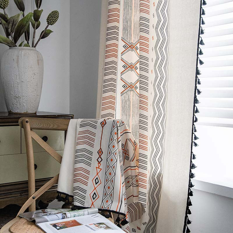 Cremefarbener, ungelochter Sonnenschutz-Vorhangstoff aus Baumwolle und Leinen im Boho-Stil