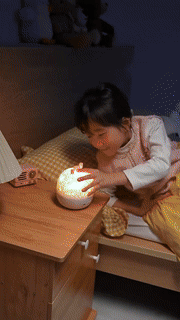 Sandsberg | Sternenhimmel Projektor Nachttischlampe