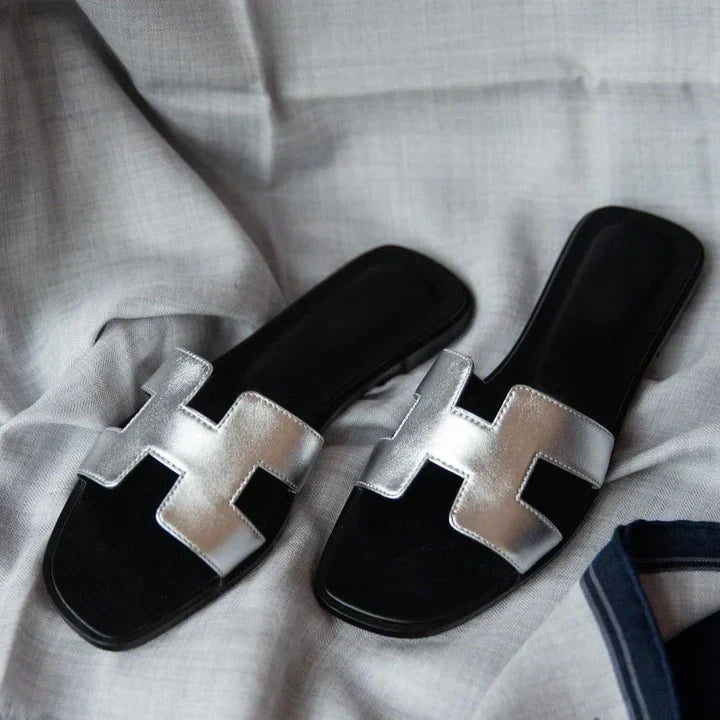 Luxuriöse flache Sandale | Unisex