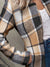 Karierter Trenchcoat mit schmaler Passform