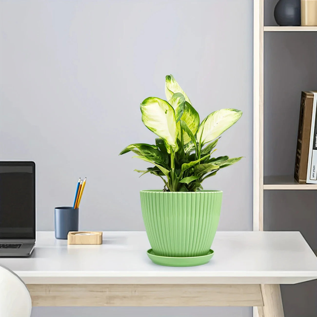 Sandsberg | Blumentopf mit Rillenstruktur und Untersetzer – Stabiler Kunststofftopf für Pflanzen