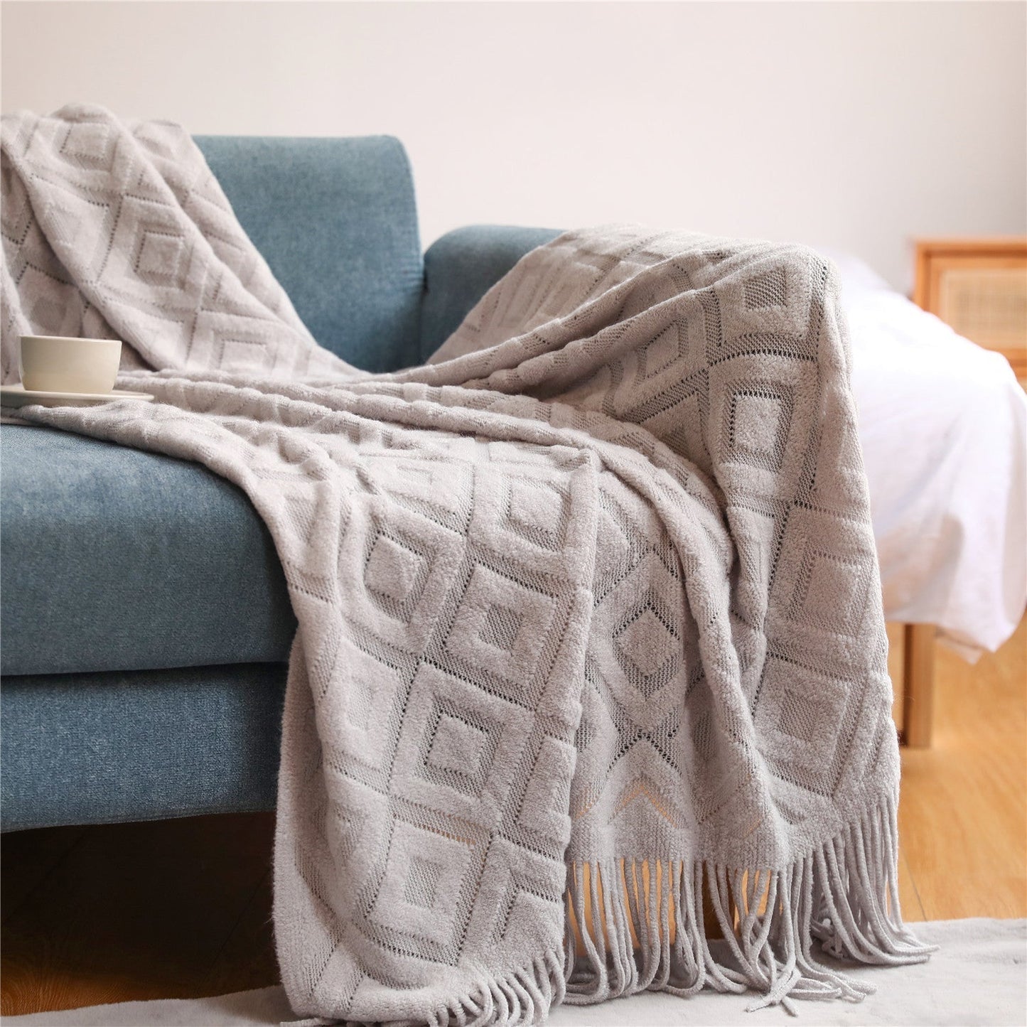 Geometrische Strickdecke