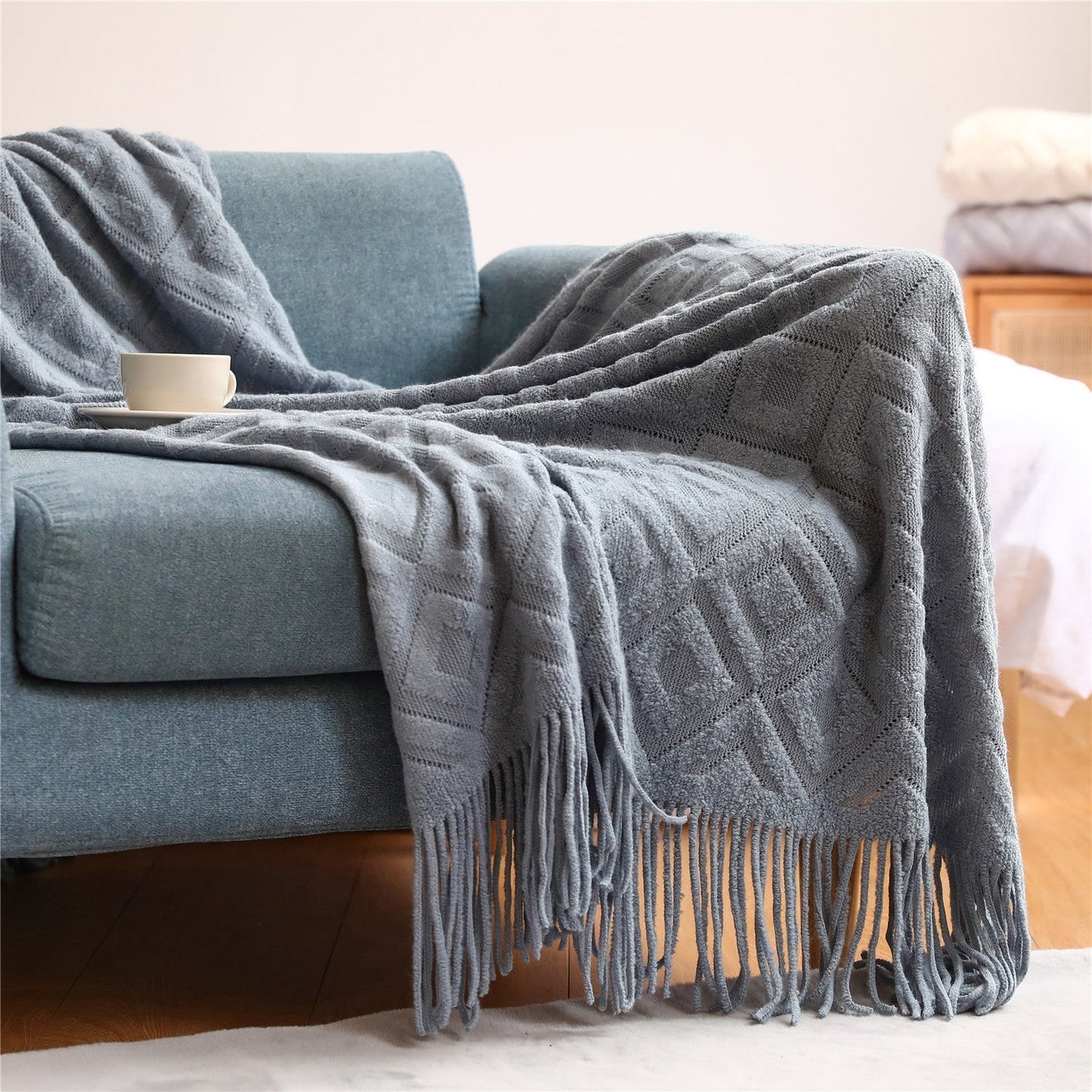 Geometrische Strickdecke
