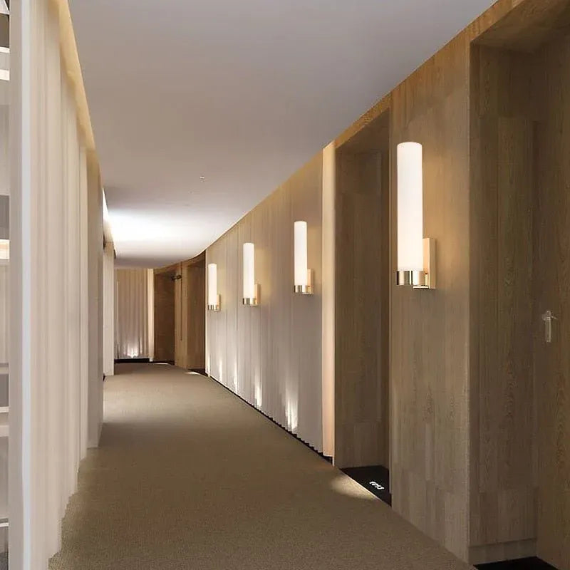 Sandsberg | EliteLume – Minimalistische Gold-Wandlampe mit energieeffizienter LED