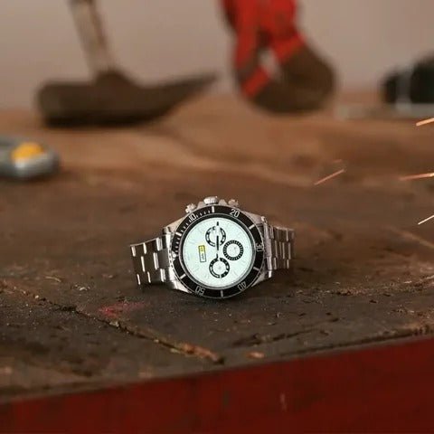 Sandsberg | Nexos Pro – Taktische Smartwatch mit GPS, Gesundheitsüberwachung & 21 Tagen Akku-Laufzeit