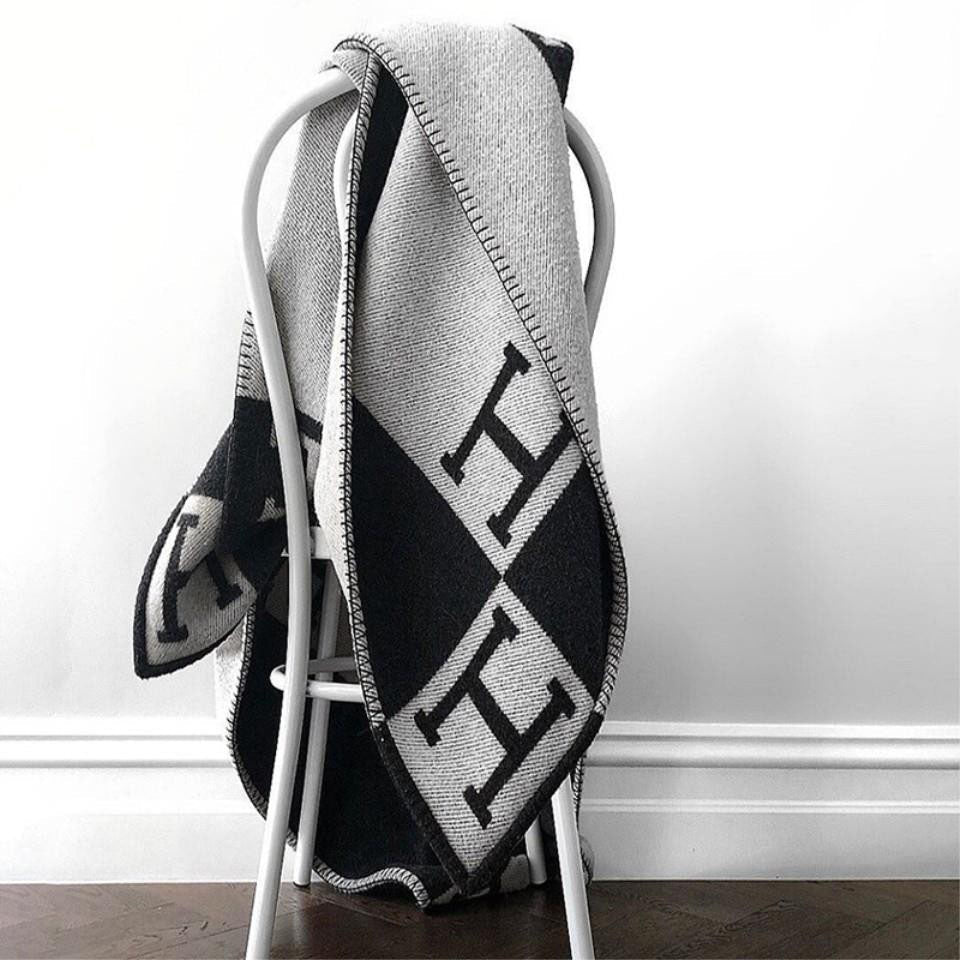 Sandsberg | Wool Cashmere Blend Throw Blanket (70% Wool / 30% Cashmere) 140x170 cm