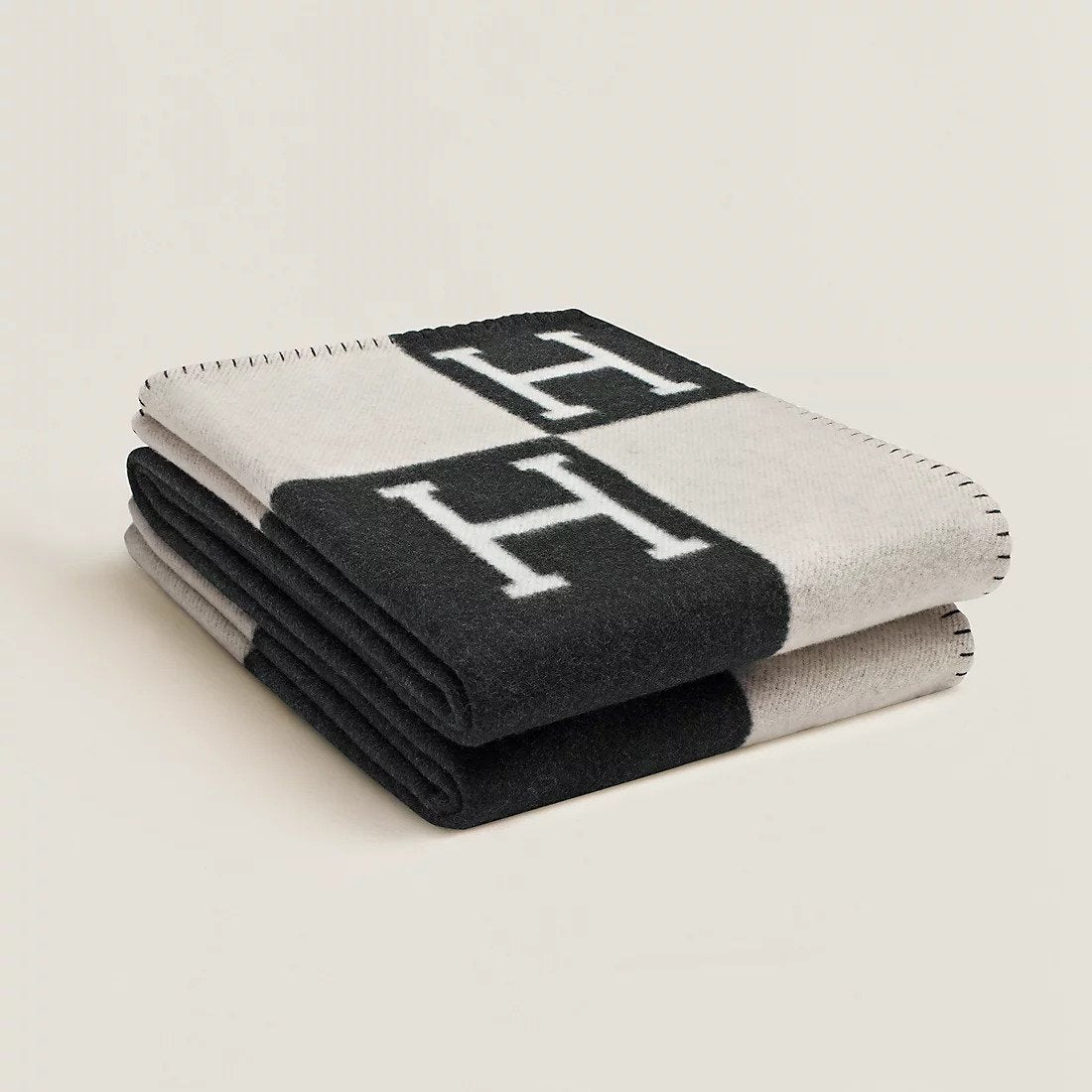 Sandsberg | Wool Cashmere Blend Throw Blanket (70% Wool / 30% Cashmere) 140x170 cm
