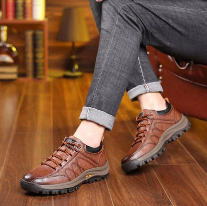 Handgenähte Freizeitschuhe für Herren aus echtem Leder