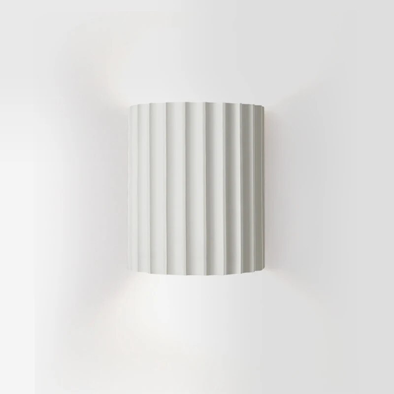 Sandsberg - Moderne Wandlampe aus Lakritzholz