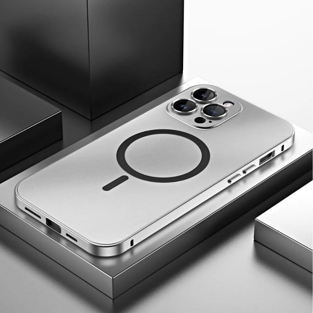Sandsberg | Magnetische Metallschale für iPhone – Robuster Schutz mit elegantem Design und MagSafe-Kompatibilität