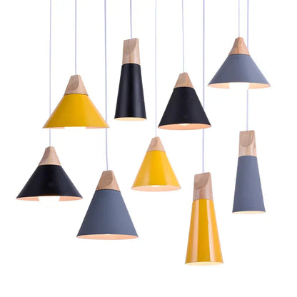 Moderne LED-Holzpendelleuchte – farbige Hängeleuchte aus Aluminium mit E27-Fassung