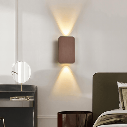 Sandsberg | Radiara – Minimalistische Holz-LED-Wandlampe mit einstellbarer Beleuchtung