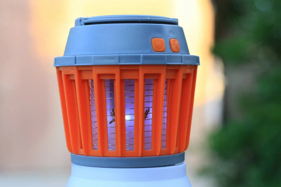 Sandsberg | Solar LED Mückenlampe mit integrierter Laterne – Effektiver Insektenschutz und Beleuchtung für Garten und Camping