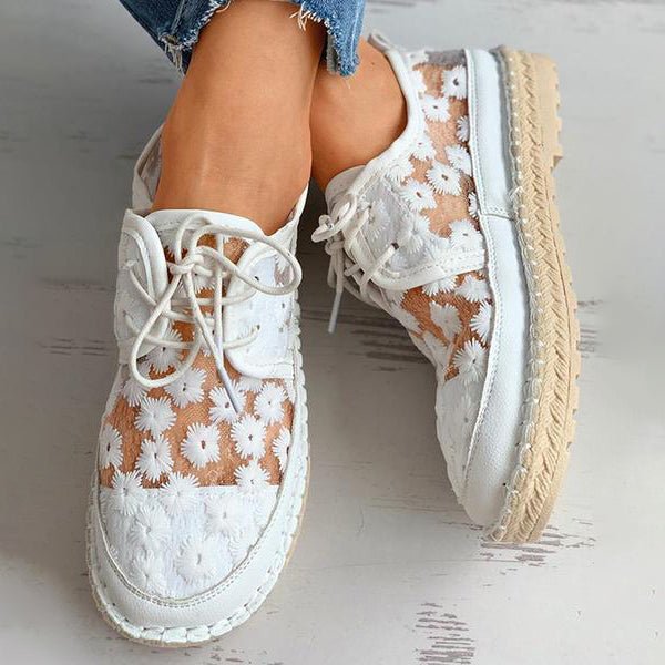 Orthopädischer stilvoller Schuh mit Blumendesign