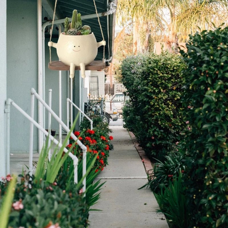Sandsberg | Swing Face Hängender Blumentopf – Niedlicher Harz-Sukkulenten-Pott für Innen- und Außendekor, Perfektes Weihnachtsgeschenk