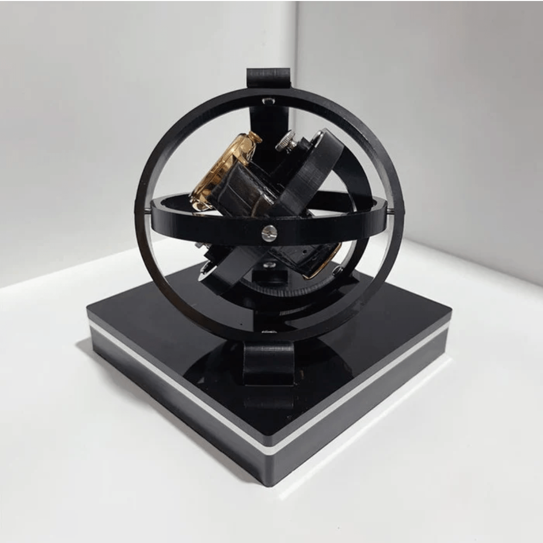Uhrenhalter - Heben Sie Ihre Uhr und Ihr Interieur auf ein höheres Niveau