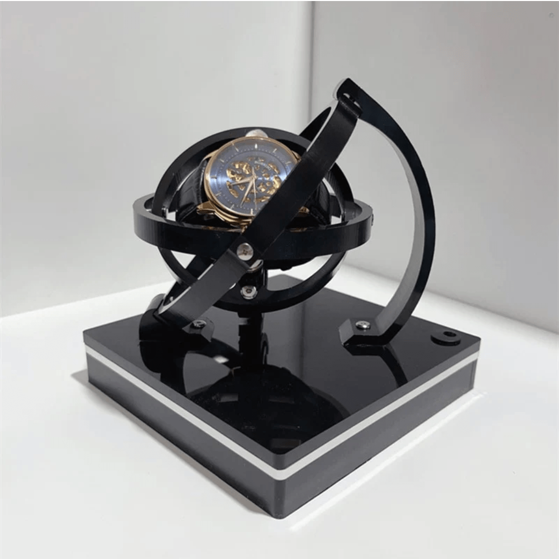 Uhrenhalter - Heben Sie Ihre Uhr und Ihr Interieur auf ein höheres Niveau